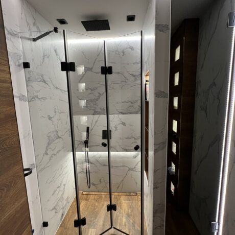 Душ Параван Harmonik W по индивидуални размери на панти